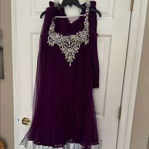 Indian ethnic Purple Dress w/skinny pants and scarf